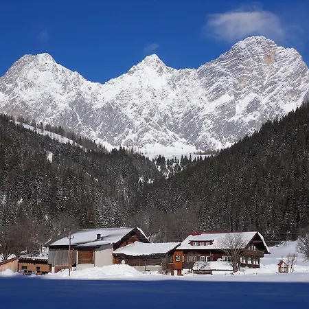 아파트 Sattlehnerhof